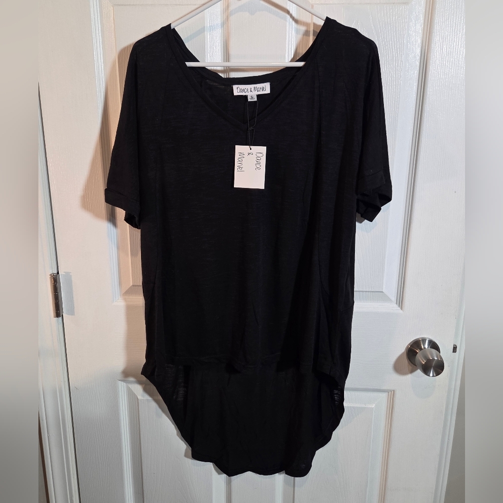 Dance & Marvel Black Short Sleeve Women's Top